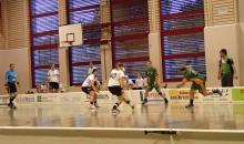 Andrea Eglauf mit Abwehrarbeit beschäftigt