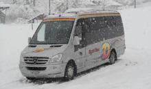 Anreise der Canes mit dem Dysli-Bus ins hochwinterliche Flims