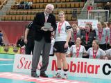 2013: Joe Stoeckli und Captain Pia Eugser zum Ersten (Ligacupsieg gegen Oekingen)